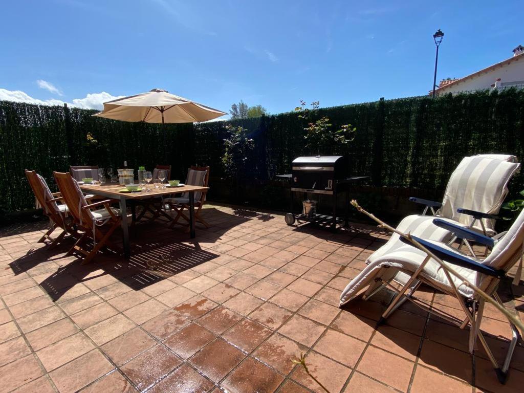 Apartamento En Complejo Residencial Rovacias Comillas Dış mekan fotoğraf