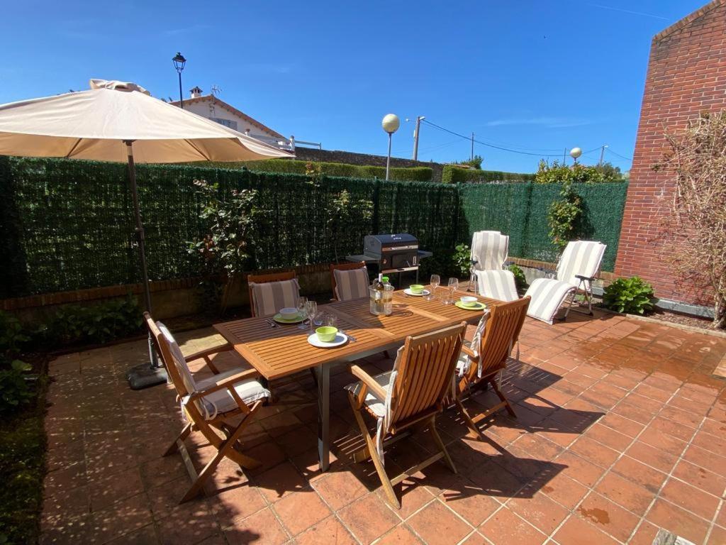 Apartamento En Complejo Residencial Rovacias Comillas Dış mekan fotoğraf